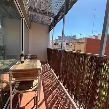 Atico Nuevo 2 Hab, 15 ' Sagrada Familia 22' Bcn Centro Apartamento L'Hospitalet de Llobregat