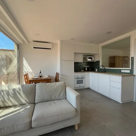 Apartamento Atico Nuevo 2 Hab, 15 ' Sagrada Familia 22' Bcn Centro *